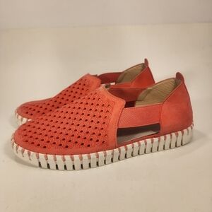 IIse Jacobsen Hornbaek  Coral Slip On Shoes Size 38, US 8